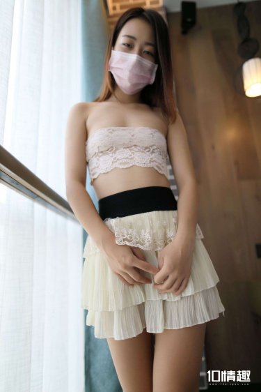 女人小便图片