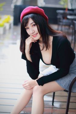 教室停电了校草挺进我体内