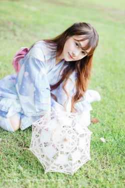免费观看紧身裙女教师