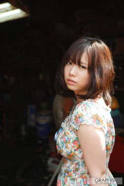 青青草自拍